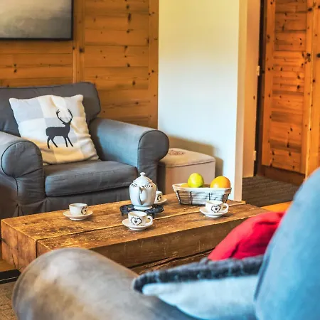 Renove Avec Balcon, Skis Aux Pieds, Wifi A Le Lavachet - Fr-1-502-359